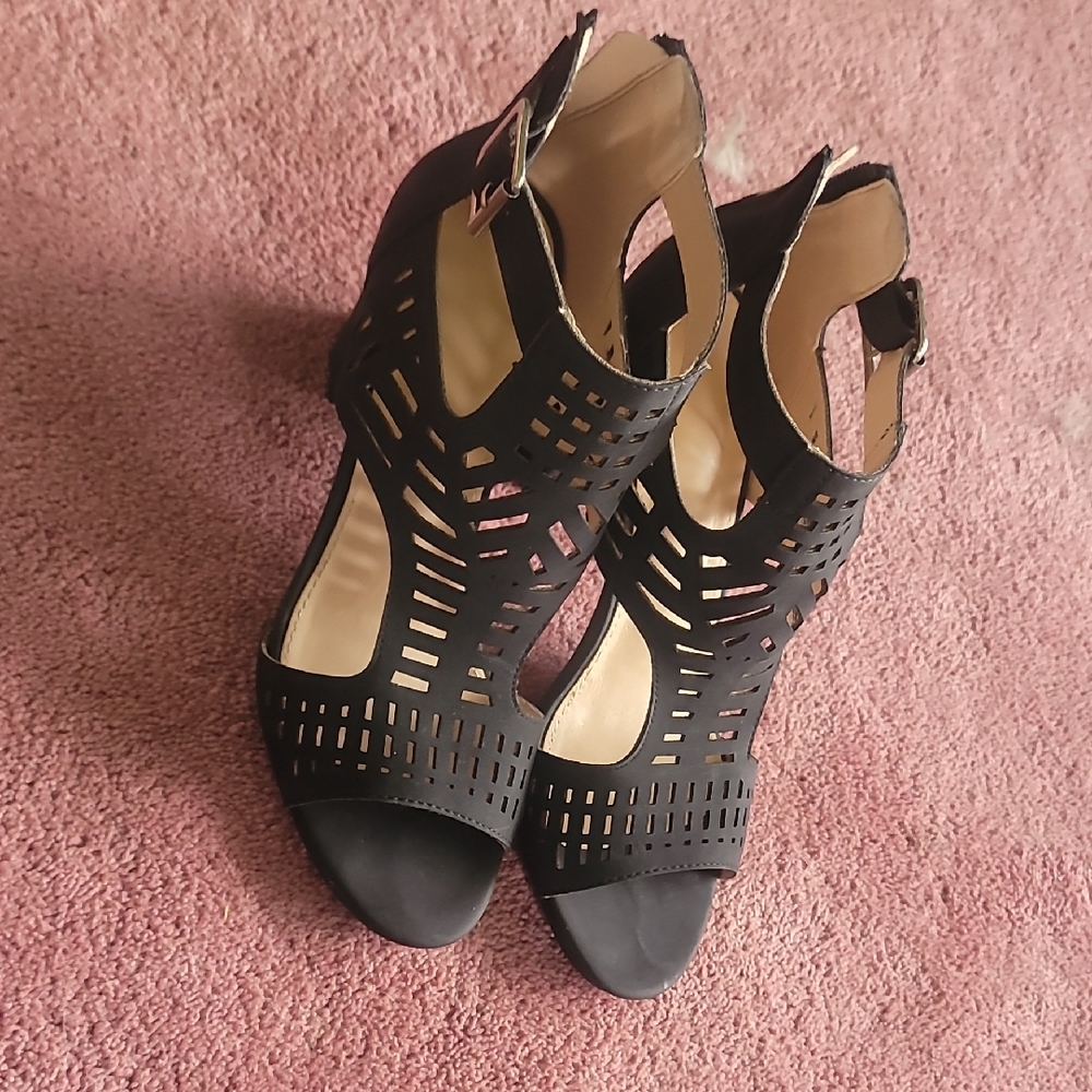 Elegant Black Cutout Women's Heels